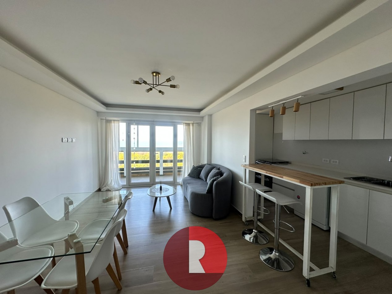 DEPARTAMENTO 3 AMB PINAMAR CON VISTA PLENA AL MAR (C)