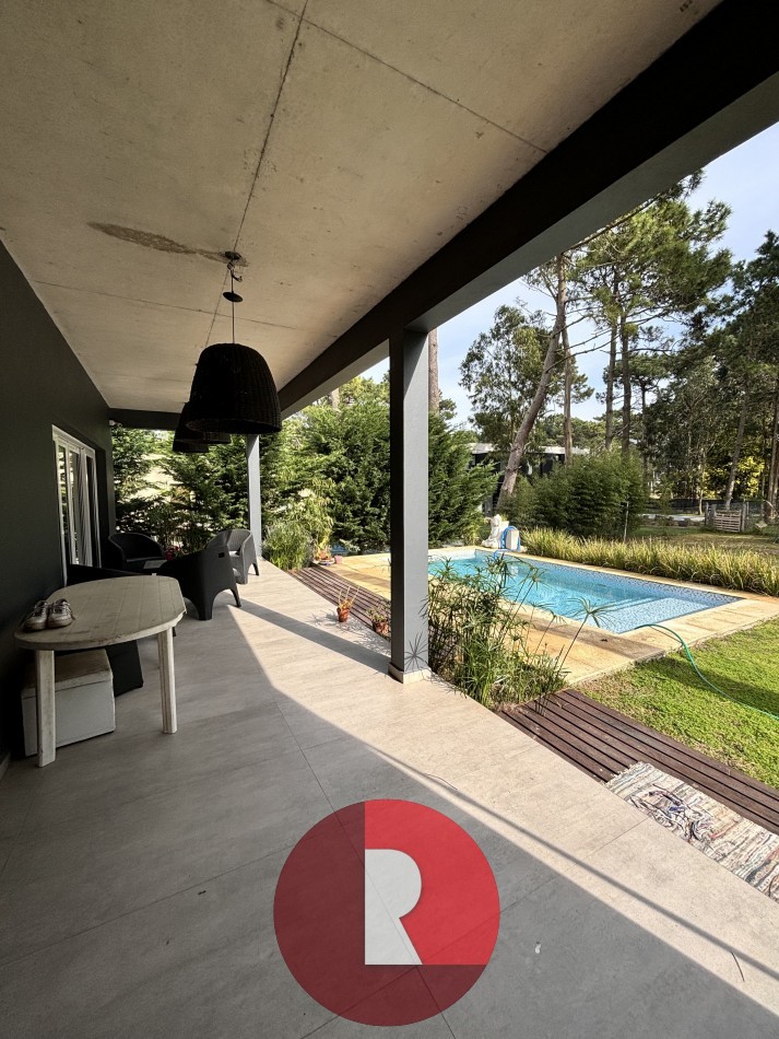 CASA ALAMOS II - DE LA DERIVA - PINAMAR