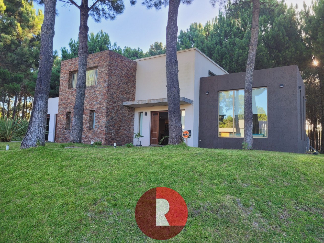 Casa moderna Pinamar Norte