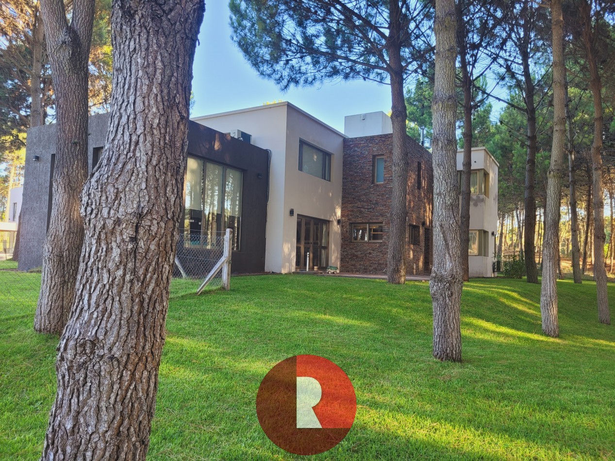Casa moderna Pinamar Norte