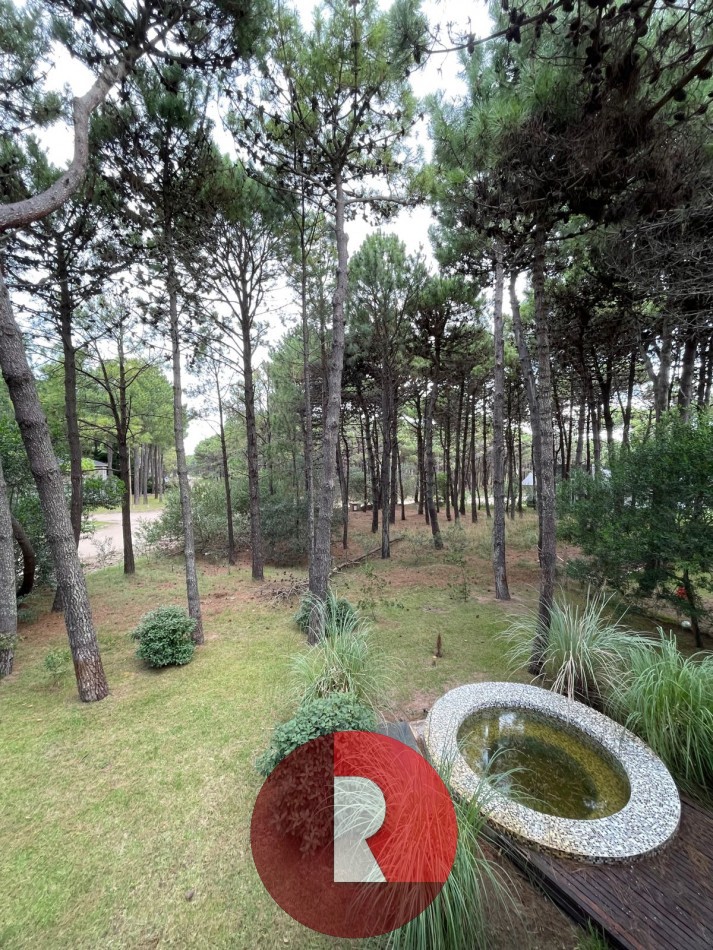 CASA DE DOS PLANTAS - PINAMAR NORTE
