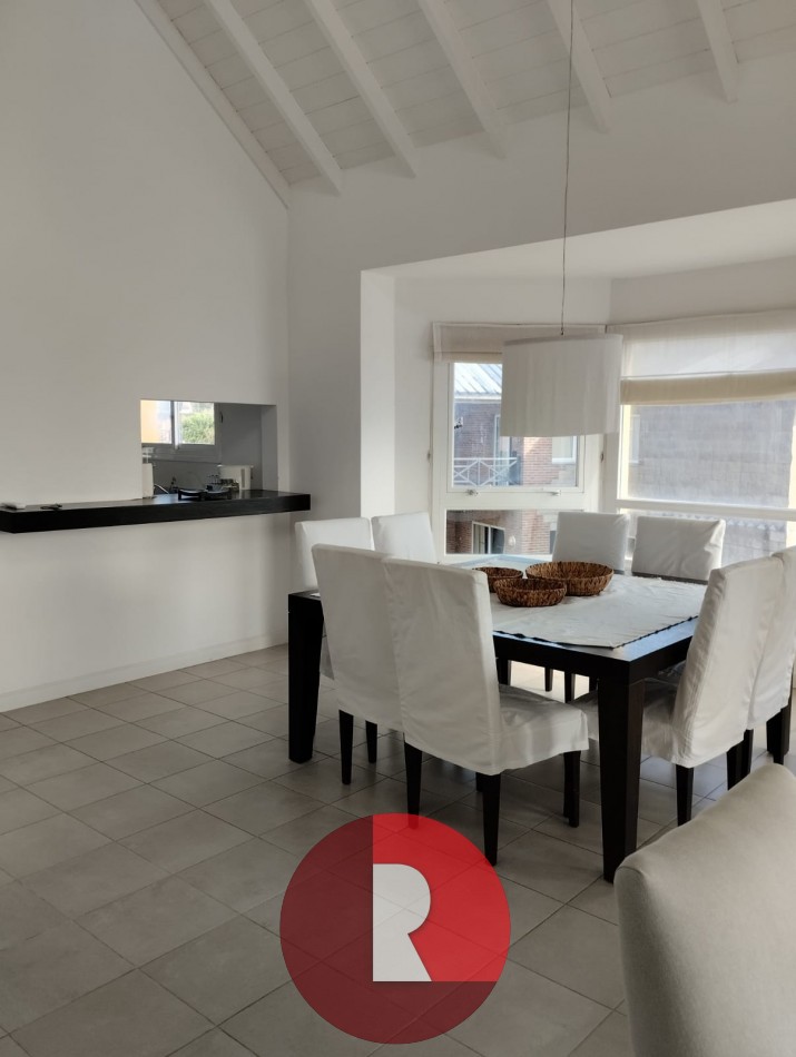 Departamento duplex en Carilo - Vista franca al Mar (c)