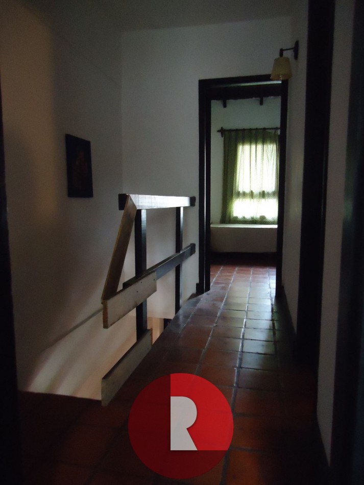 Departamento con cochera y dependencia de Servicio en Pinamar