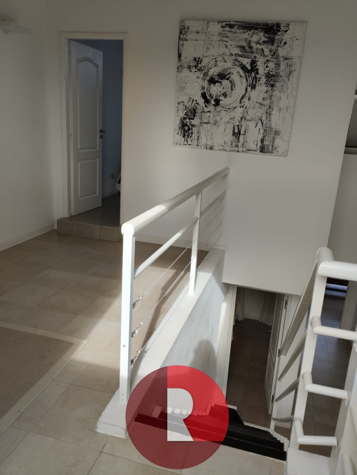 Departamento duplex en Carilo - Vista franca al Mar (c)