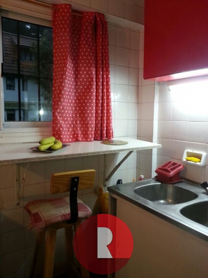 Departamento con cochera y dependencia de Servicio en Pinamar