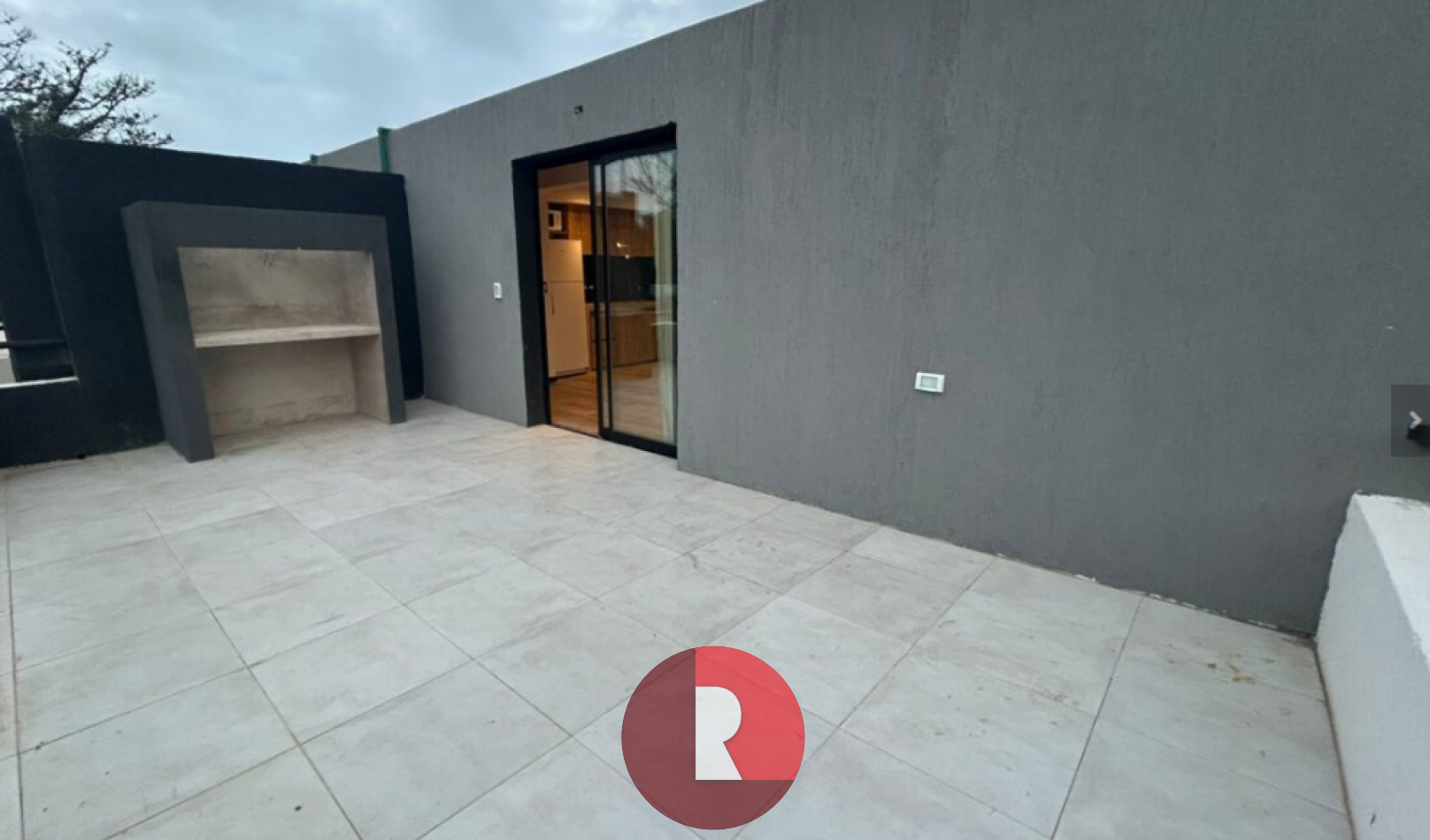 DEPARTAMENTO A ESTRENAR A MTS DEL BALNEARIO LA PERGOLA (C)