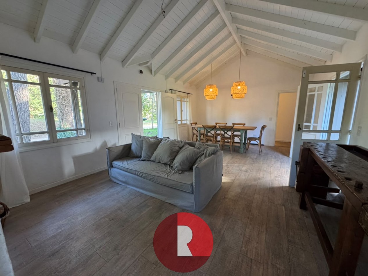 CASA 4 AMBIENTES PINAMAR NORTE