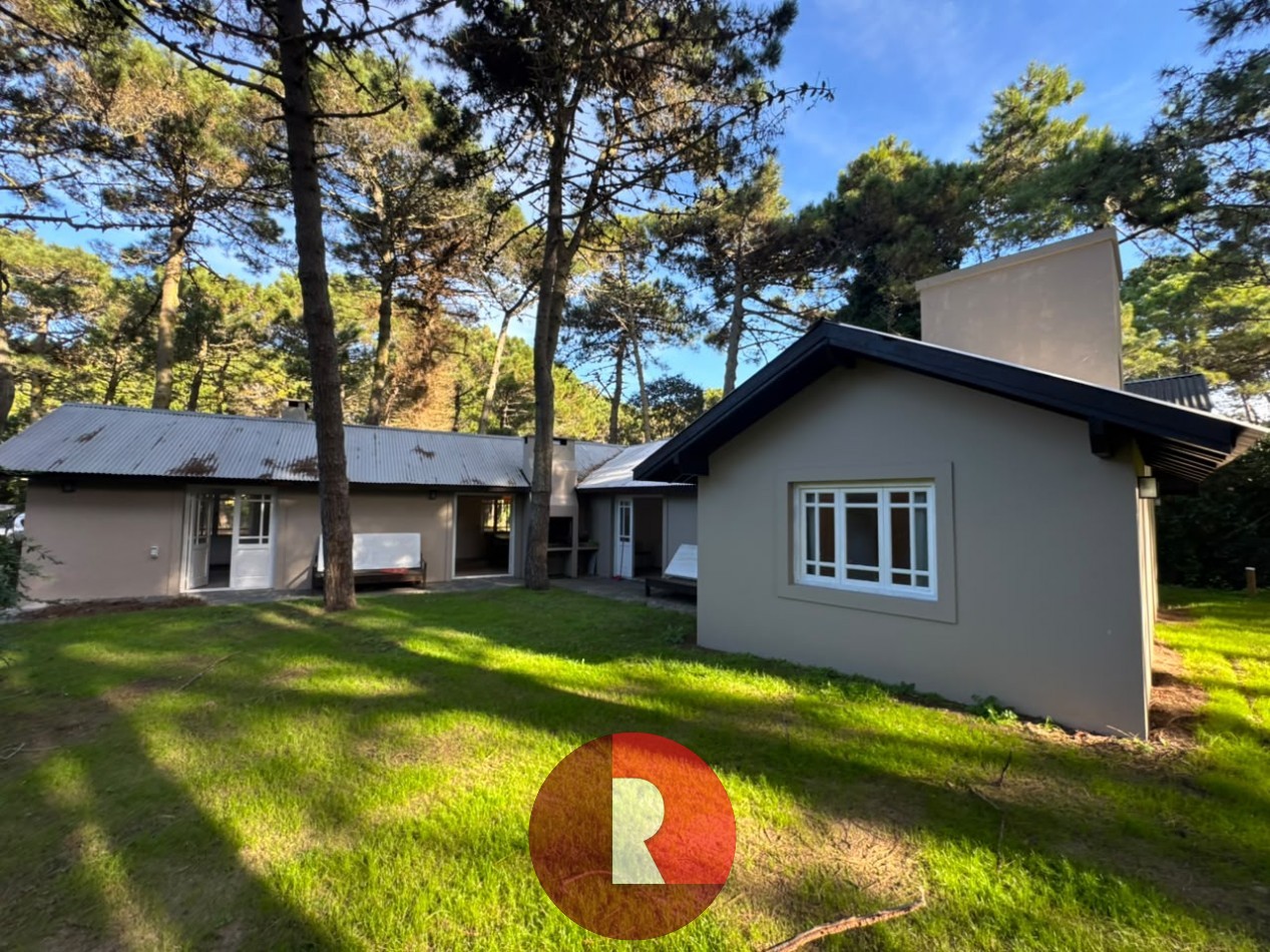 CASA 4 AMBIENTES PINAMAR NORTE