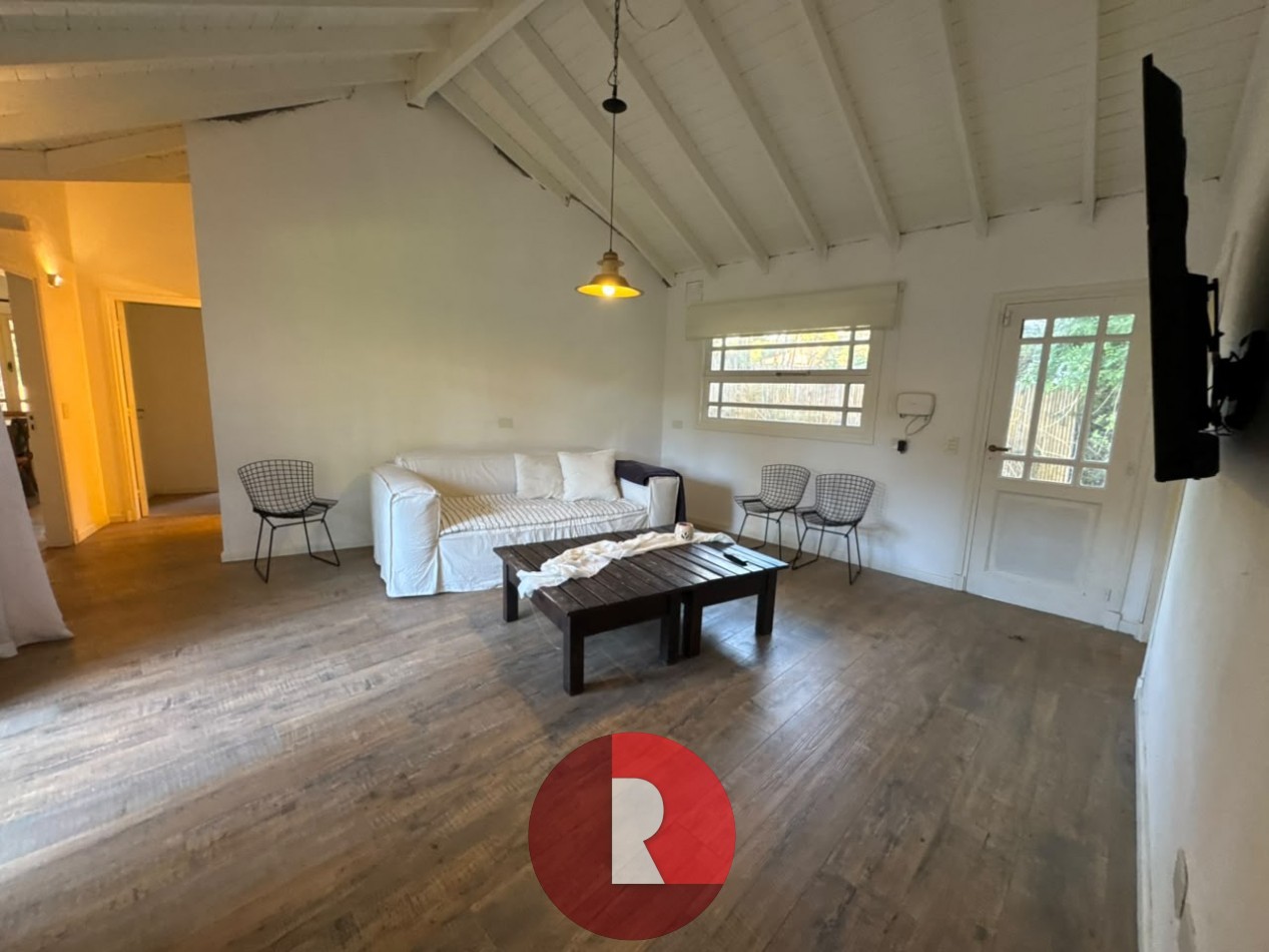 CASA 4 AMBIENTES PINAMAR NORTE