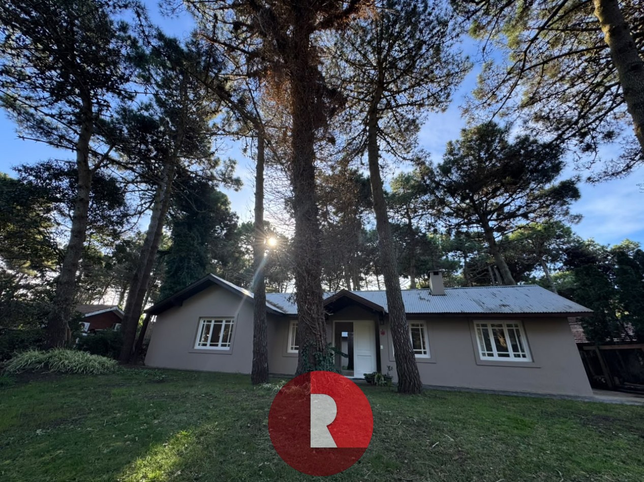 CASA 4 AMBIENTES PINAMAR NORTE