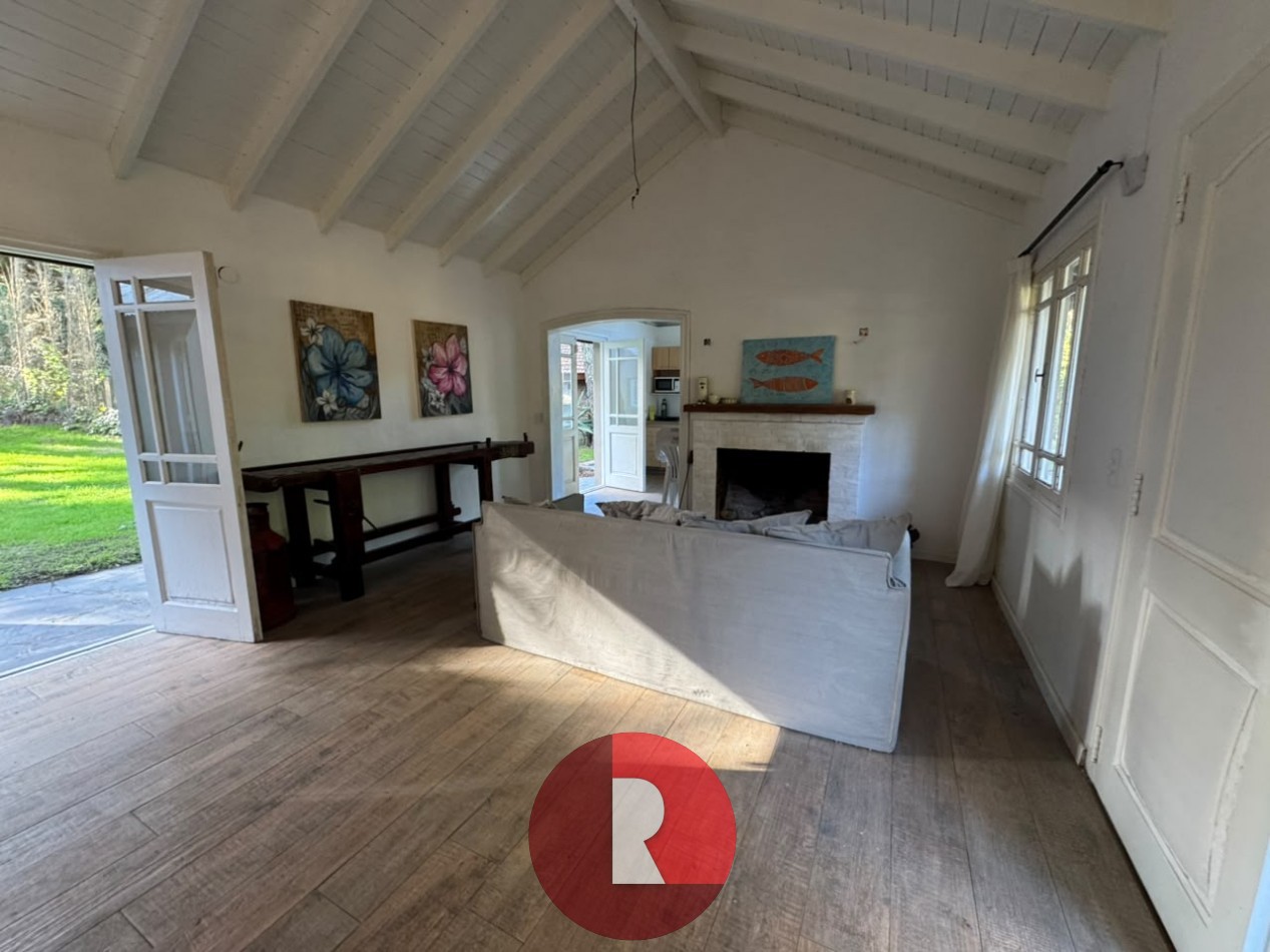 CASA 4 AMBIENTES PINAMAR NORTE