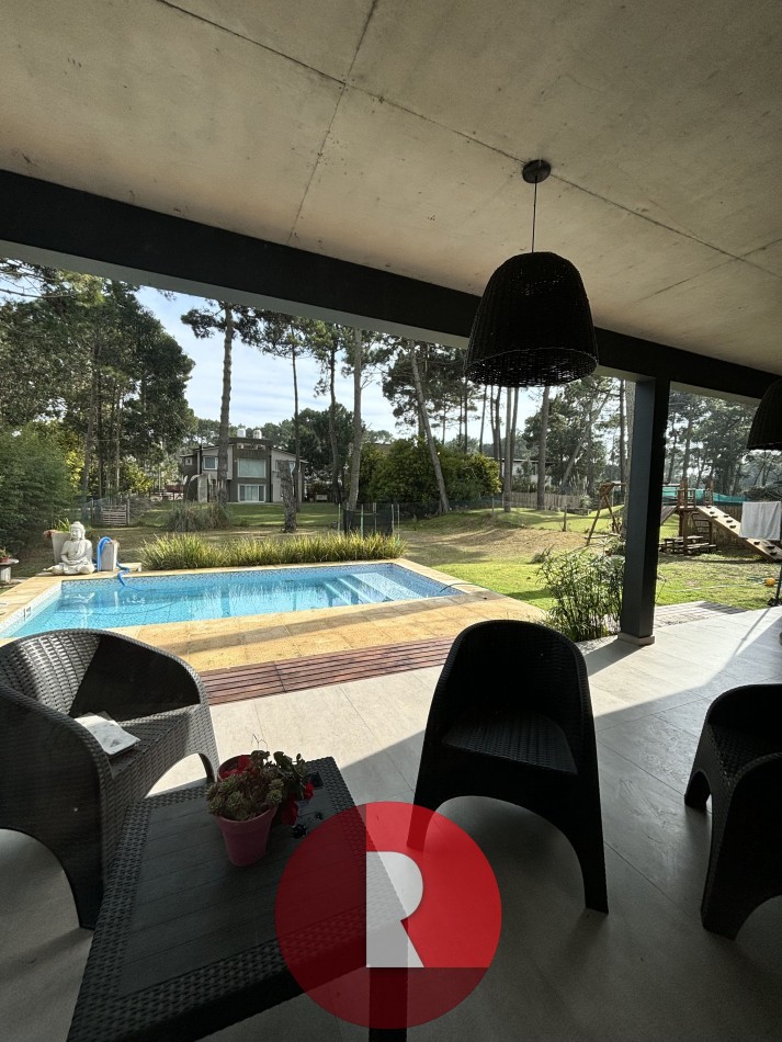 CASA ALAMOS II - DE LA DERIVA - PINAMAR