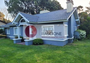 CASA DE 4 AMBIENTES EN EL PINAR DE VALERIA