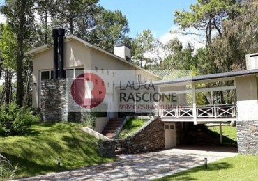 CASA A MTS DEL GOLF de CARILO (C)